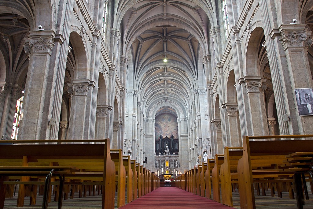 sainte anne d'auray basiliek kerk bedevaartsoord france frankrijk bretagne morbihan renaissance religie scala santa